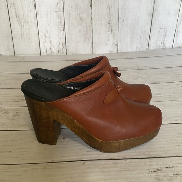 Rachel Comey Whiskey Leather Bow Platform Heeled Clogs - Picture 4 of 15